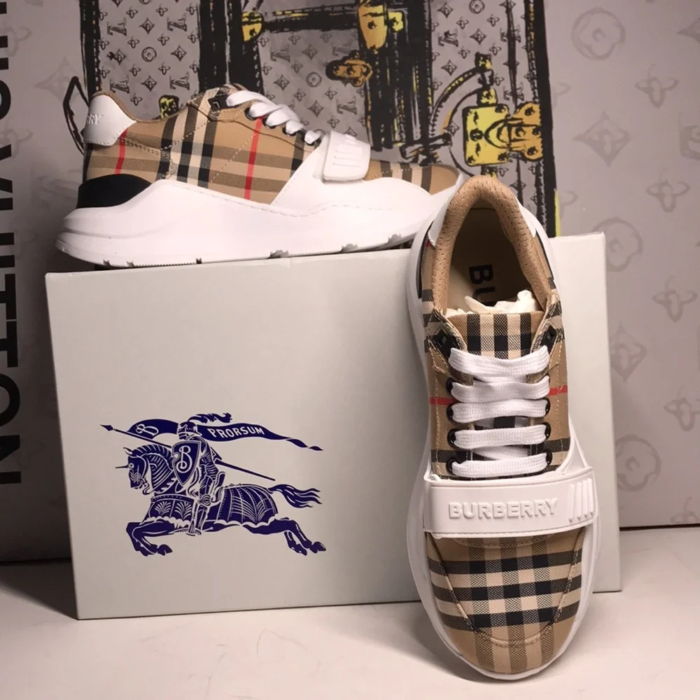 New Authentic Burberry Vintage Check Sneakers Size 38 - Picture 10 of 11